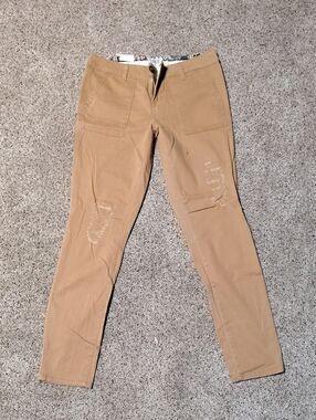 BKE Women’s Tan Skinny Distressed Utility Pants